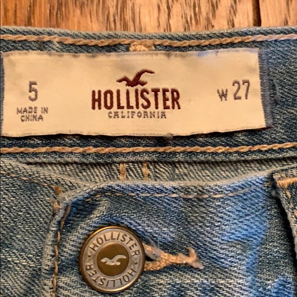 Hollister Denim Shorts - Picture 3 of 6